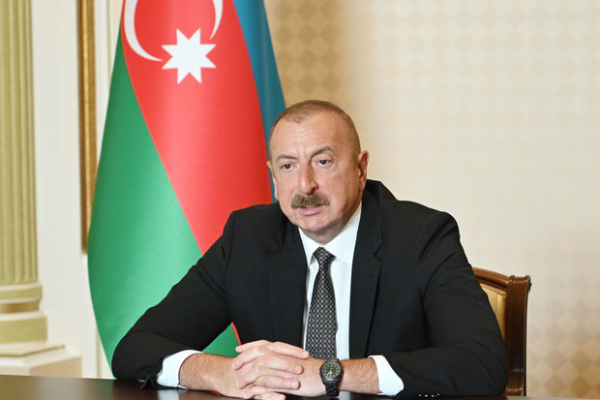 Prezident İlham Əliyev bir qrup şəhid hərbçini təltif edib 